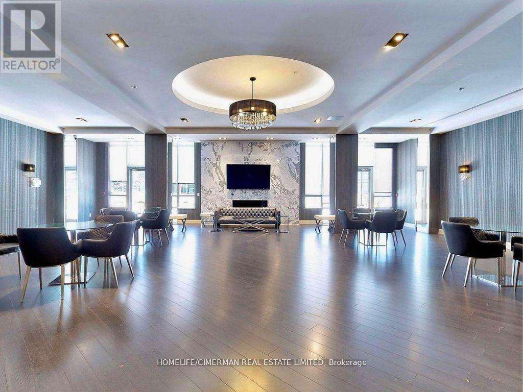 1512 - 75 North Park Road, Vaughan (Beverley Glen), Ontario  L4J 0H8 - Photo 8 - N12902702