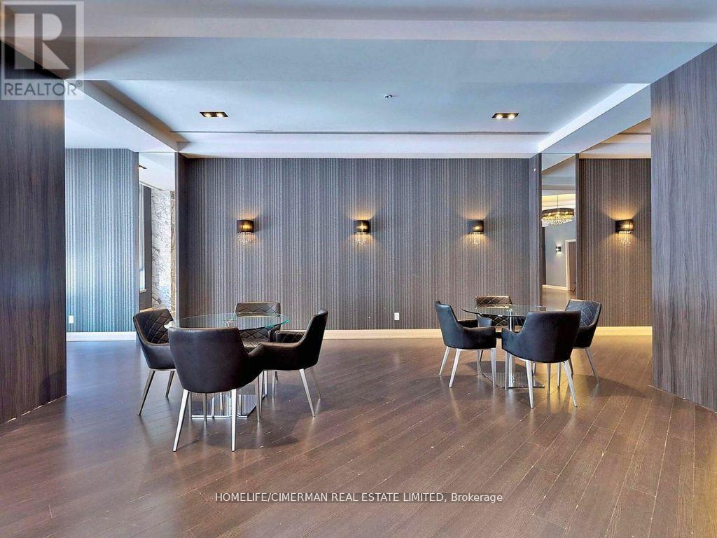 1512 - 75 North Park Road, Vaughan (Beverley Glen), Ontario  L4J 0H8 - Photo 9 - N12902702