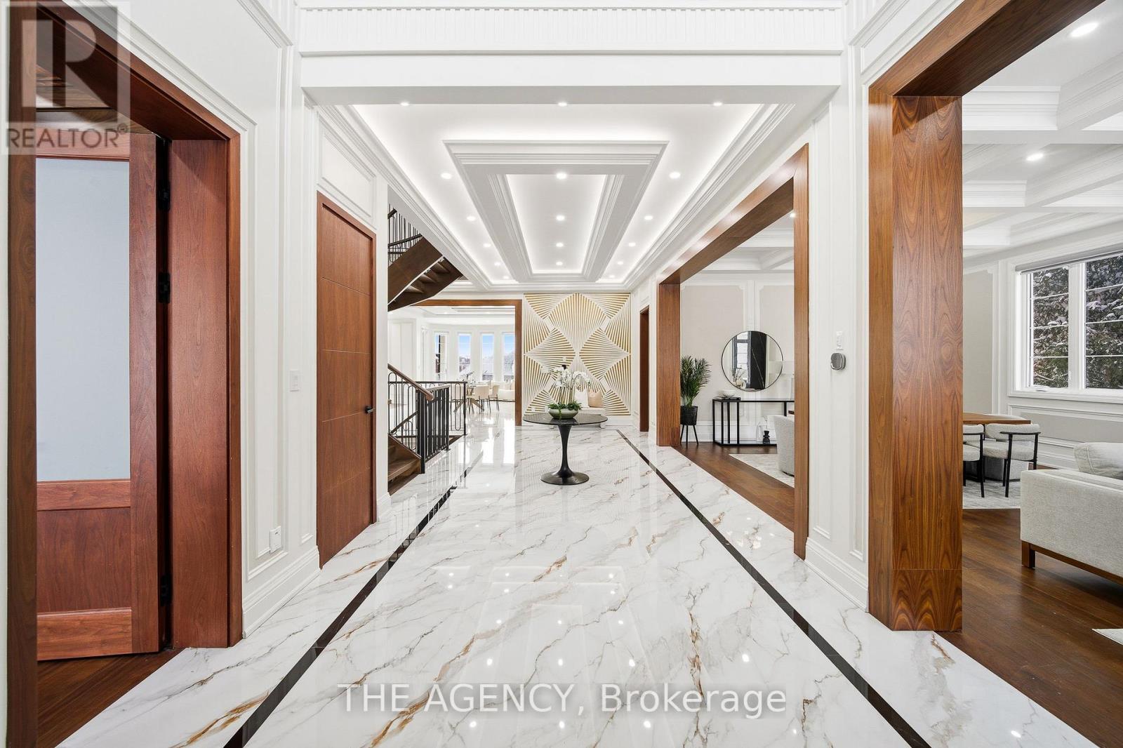 221 Burton Grove, King, Ontario  L7B 1C7 - Photo 2 - N12902716