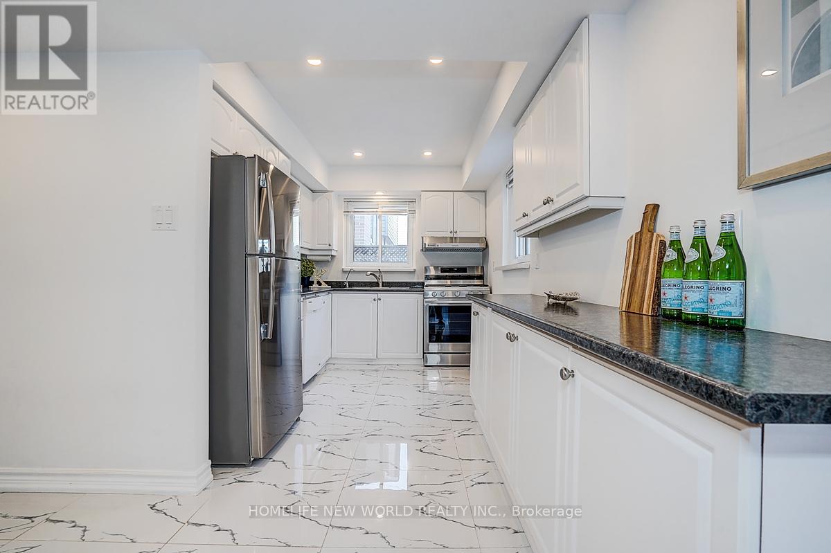 715 Irwin Crescent, Newmarket, Ontario  L3Y 5A4 - Photo 10 - N12902774