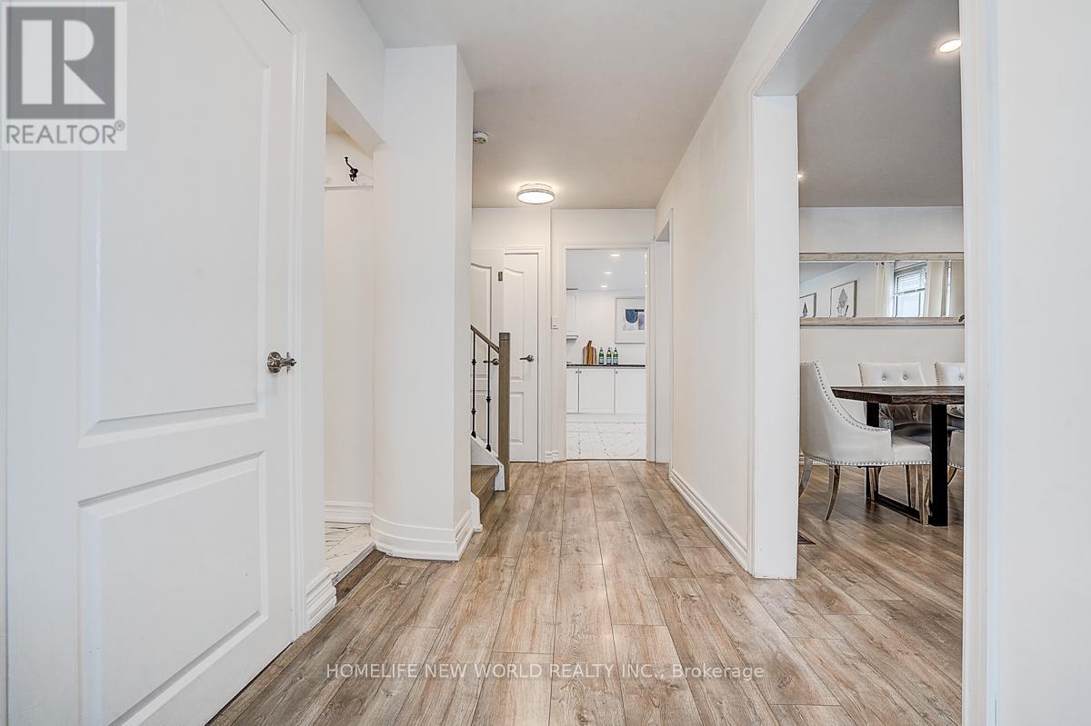 715 Irwin Crescent, Newmarket, Ontario  L3Y 5A4 - Photo 13 - N12902774