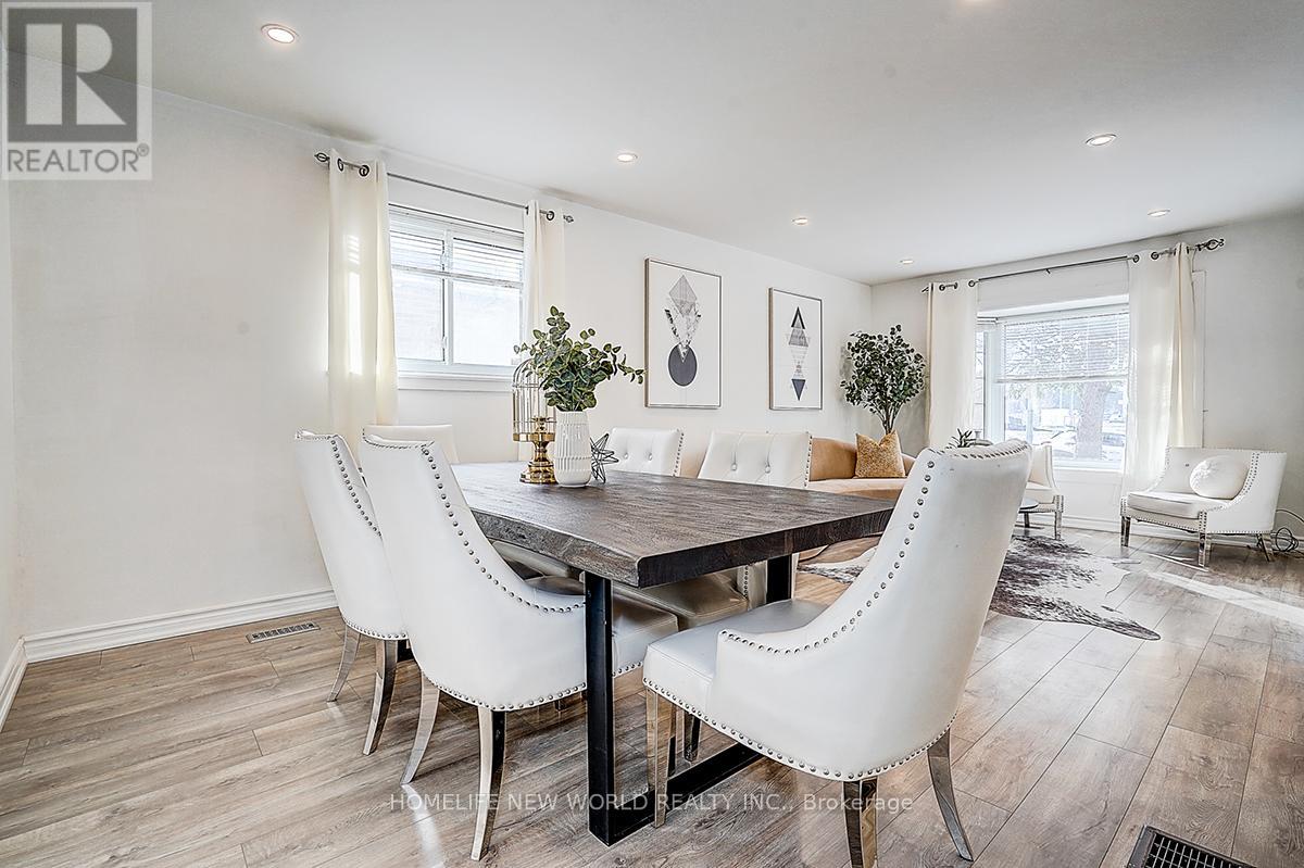 715 Irwin Crescent, Newmarket, Ontario  L3Y 5A4 - Photo 4 - N12902774