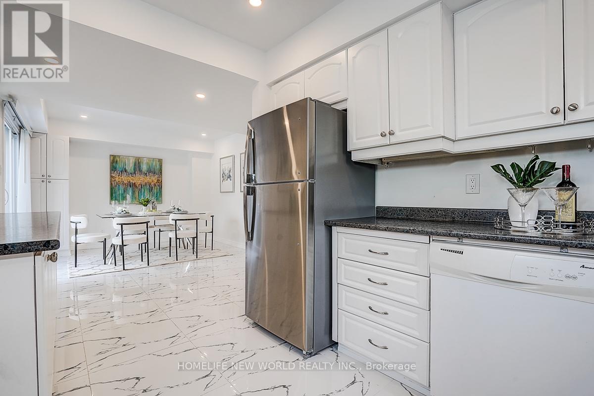 715 Irwin Crescent, Newmarket, Ontario  L3Y 5A4 - Photo 8 - N12902774