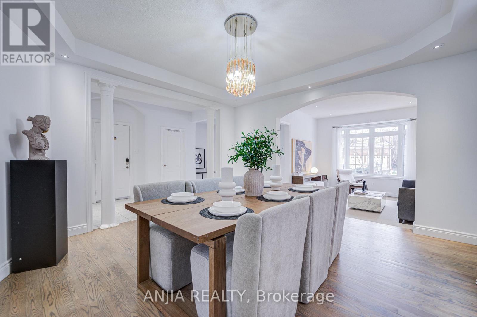 10 Golden Meadow Drive, Markham, Ontario  L6E 1V8 - Photo 13 - N12902852