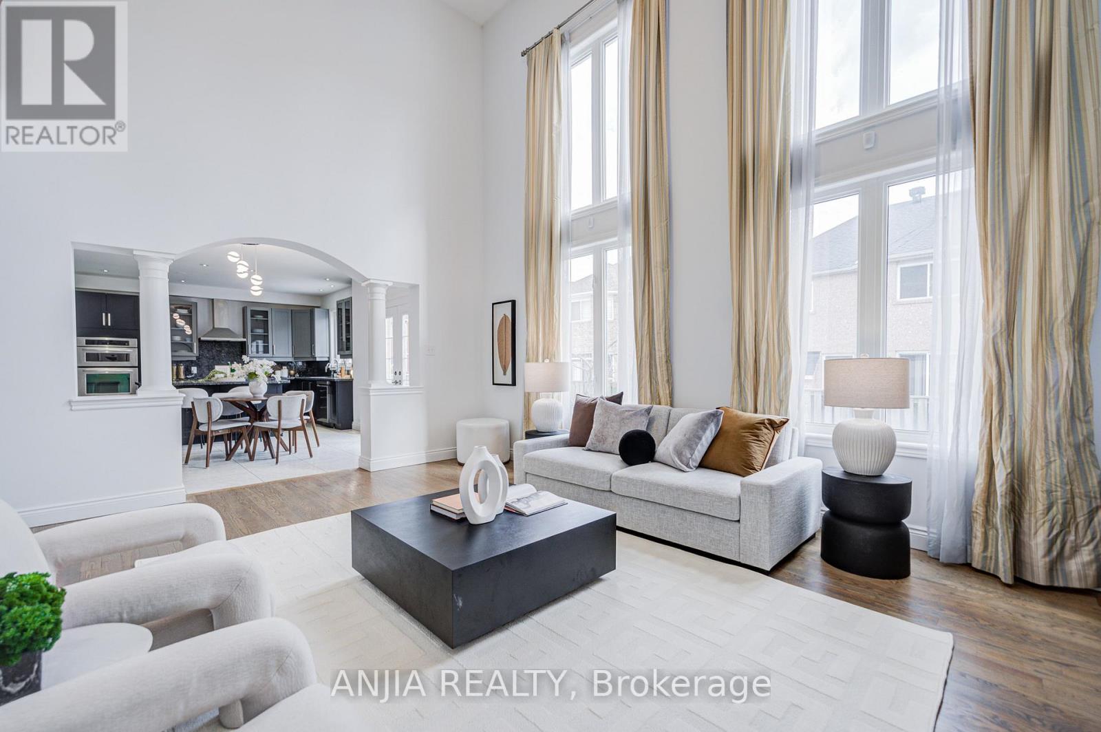 10 Golden Meadow Drive, Markham, Ontario  L6E 1V8 - Photo 18 - N12902852