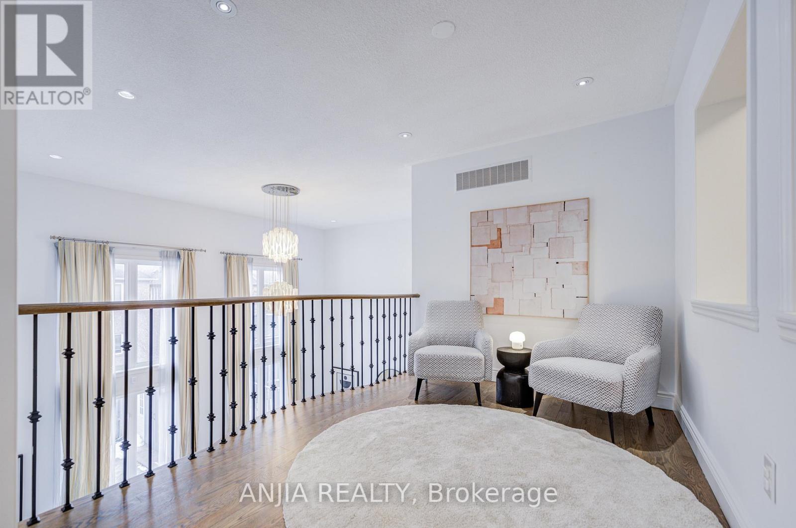 10 Golden Meadow Drive, Markham, Ontario  L6E 1V8 - Photo 29 - N12902852