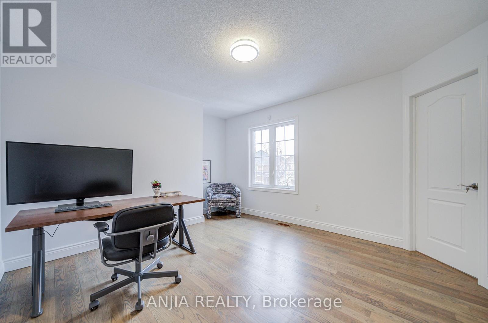 10 Golden Meadow Drive, Markham, Ontario  L6E 1V8 - Photo 41 - N12902852