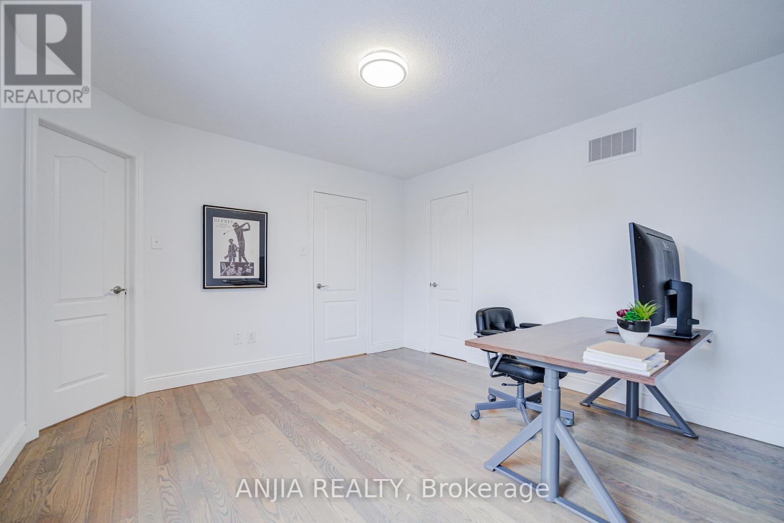 10 Golden Meadow Drive, Markham, Ontario  L6E 1V8 - Photo 42 - N12902852