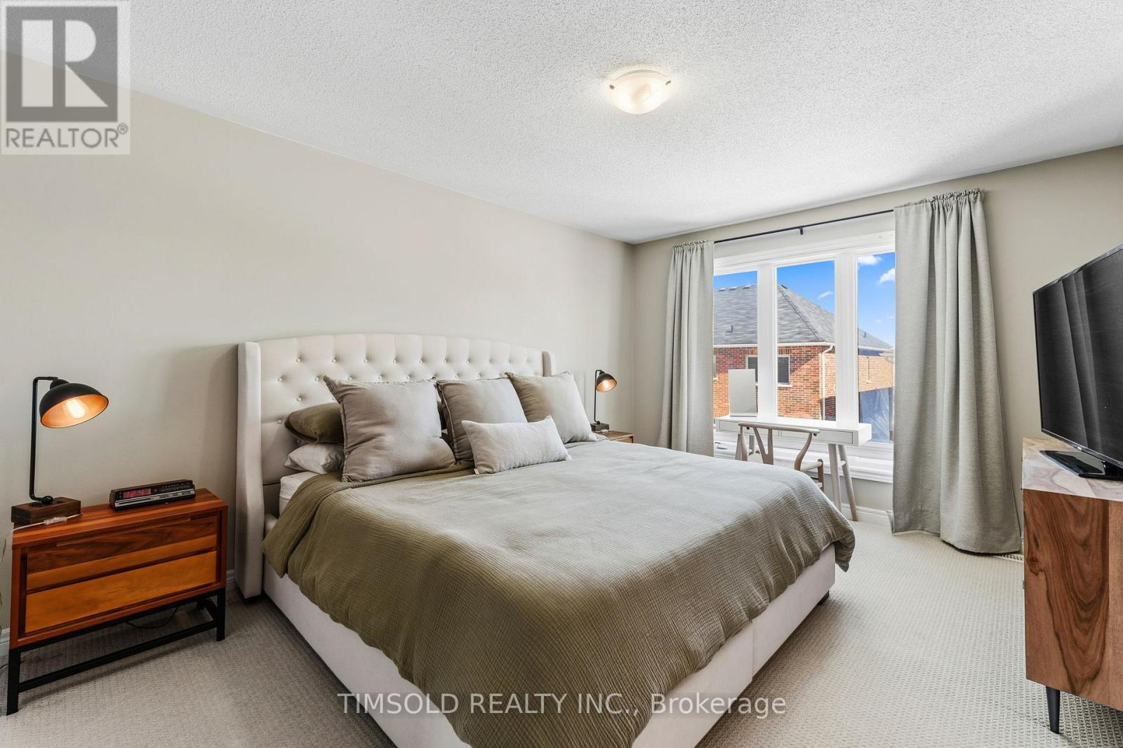 29 Robb Thompson Road, East Gwillimbury, Ontario  L0G 1M0 - Photo 24 - N12902874