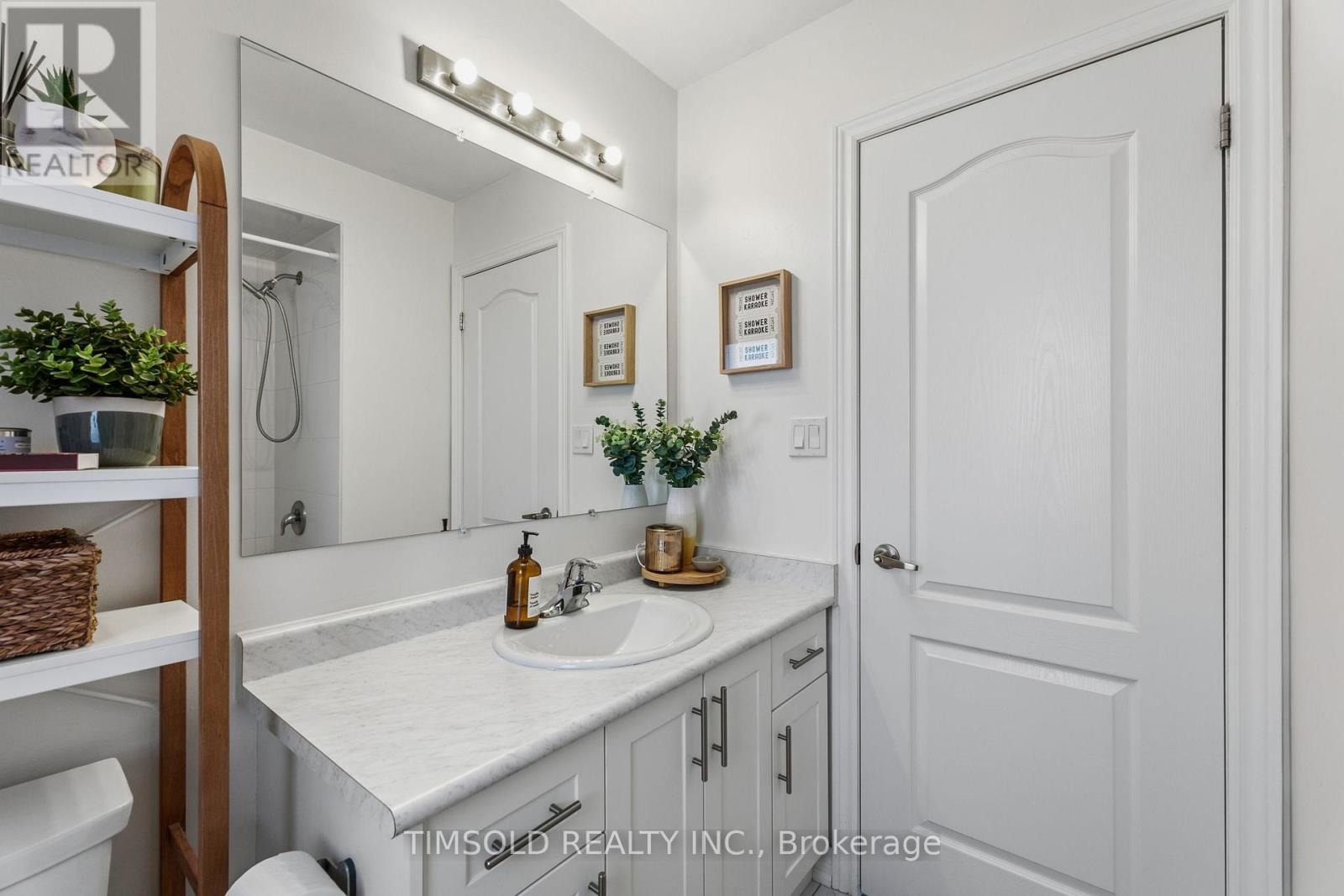 29 Robb Thompson Road, East Gwillimbury, Ontario  L0G 1M0 - Photo 37 - N12902874