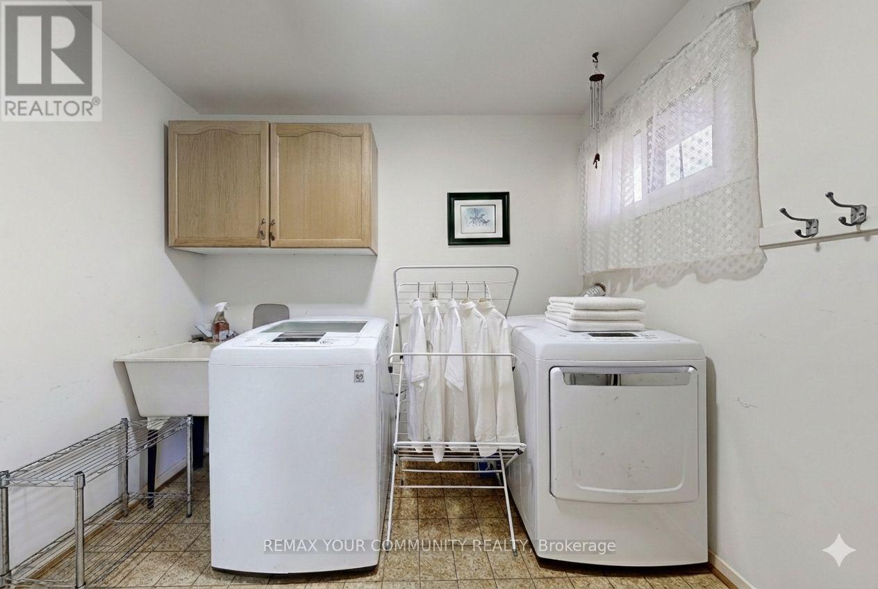 287 Manchester Drive, Newmarket, Ontario  L3Y 6J4 - Photo 18 - N12902908