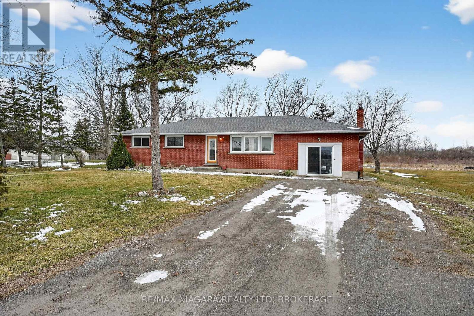 3818 ELM STREET, port colborne (main street), Ontario