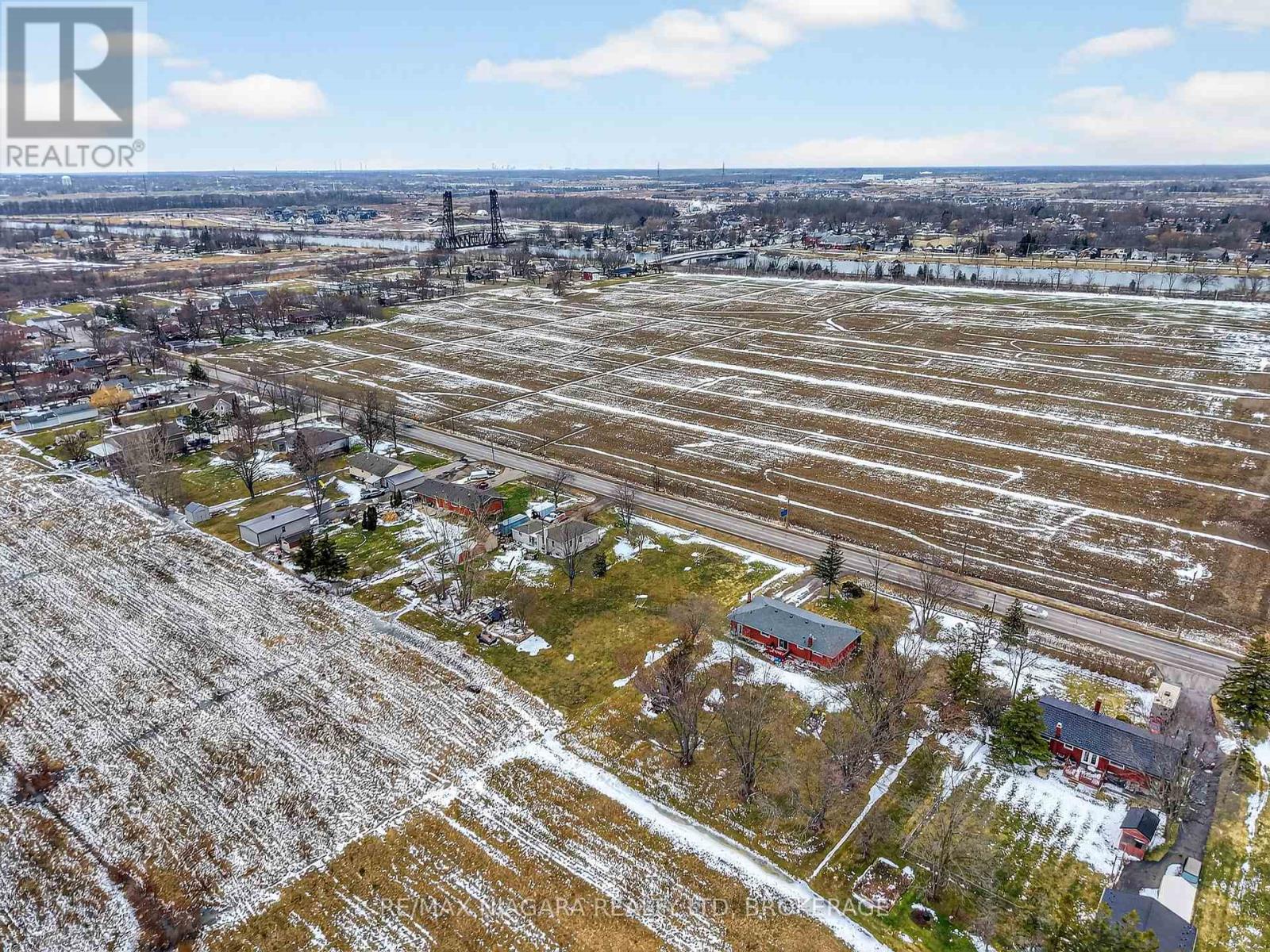 3818 Elm Street, Port Colborne, Ontario  L3K 5V5 - Photo 42 - X12902790