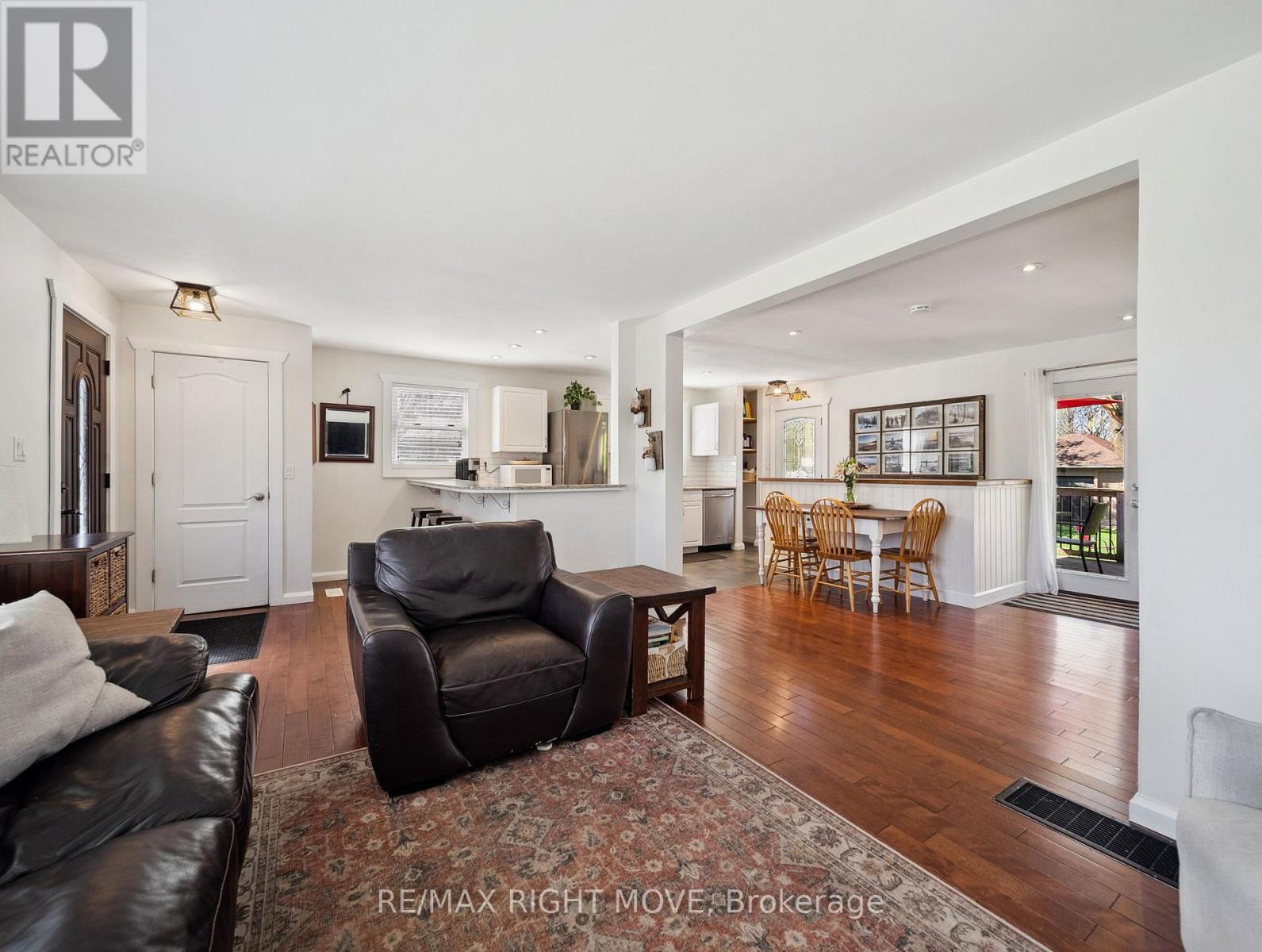 603 High Street, Orillia, Ontario  L3V 4Y2 - Photo 5 - S12902814