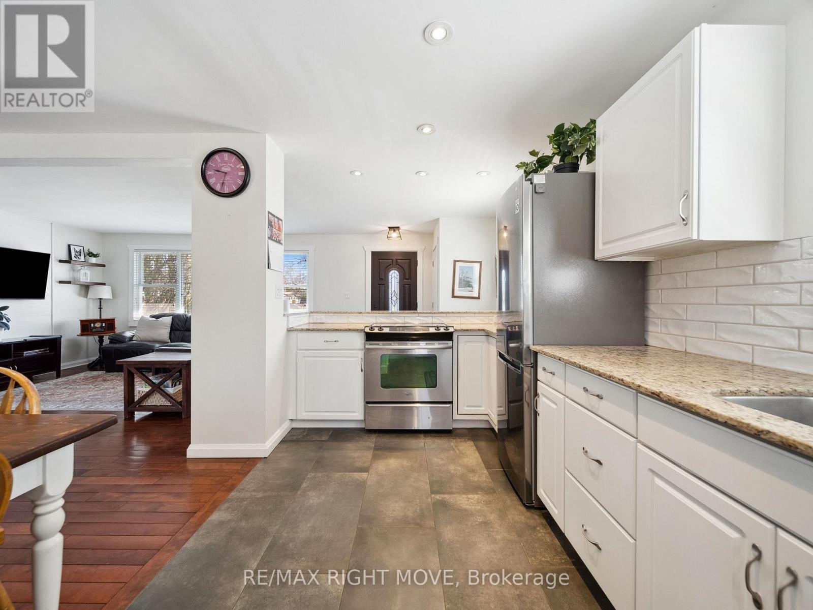 603 High Street, Orillia, Ontario  L3V 4Y2 - Photo 8 - S12902814