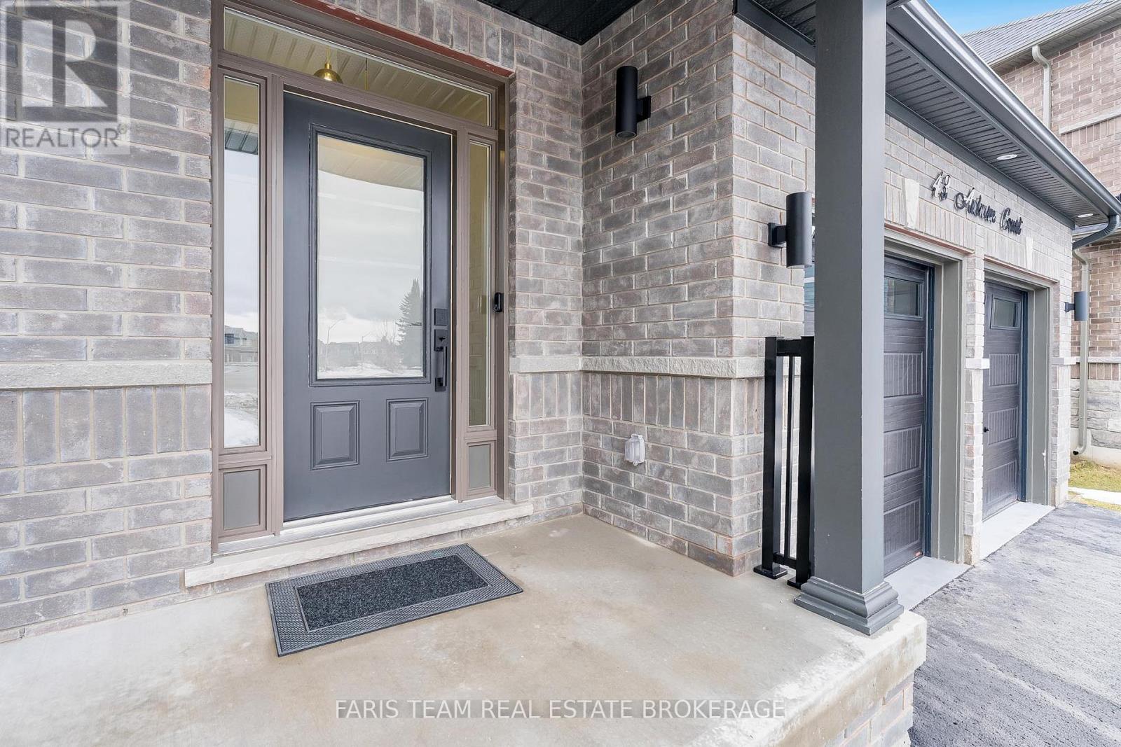 43 Auburn Court, Barrie, Ontario  L4N 0A5 - Photo 5 - S12902520