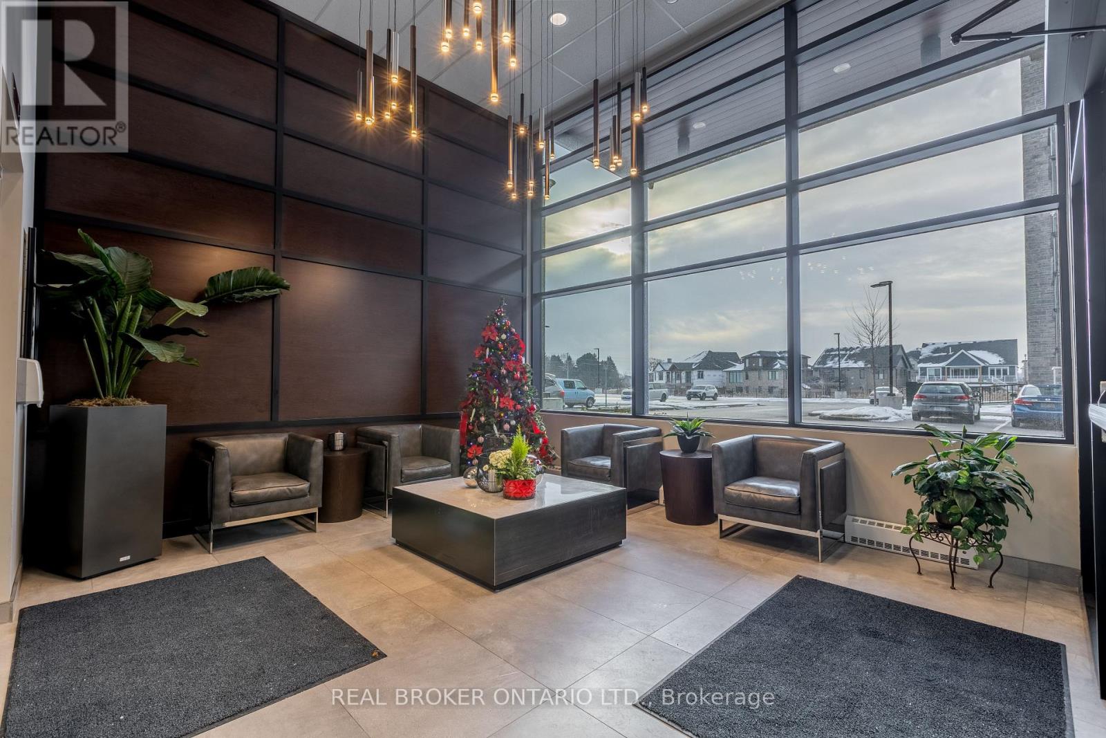 300 - 120 Summersides Boulevard, Pelham, Ontario  L0S 1E1 - Photo 3 - X12676386