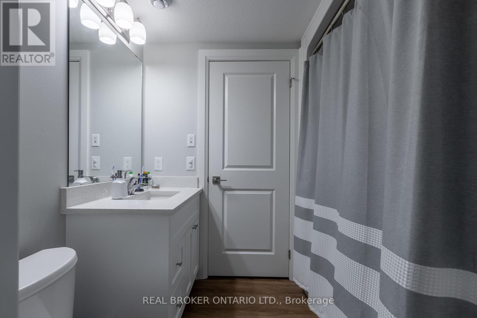 300 - 120 Summersides Boulevard, Pelham, Ontario  L0S 1E1 - Photo 13 - X12676386