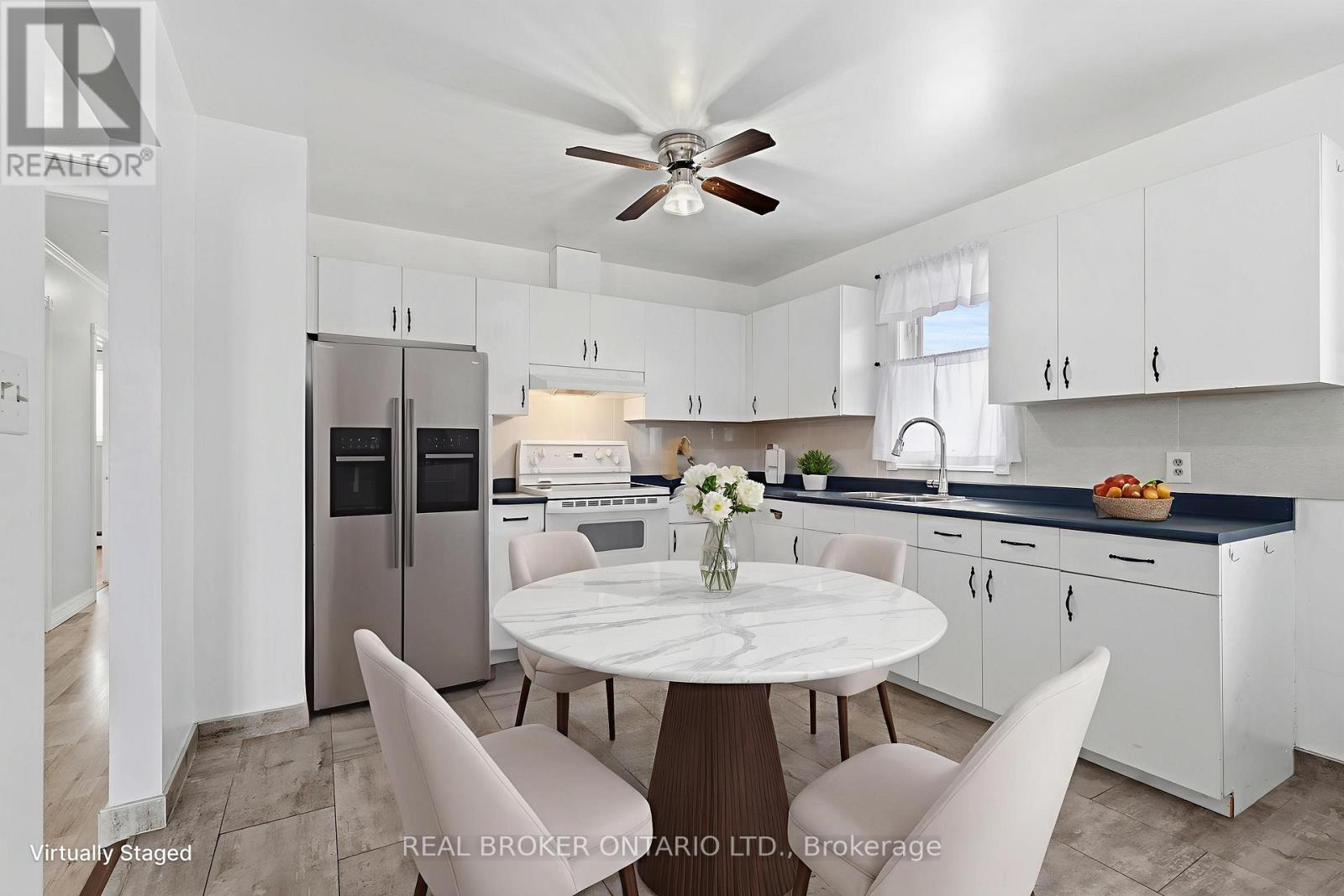 379 Southworth Street S, Welland, Ontario  L3B 2A1 - Photo 4 - X12798254