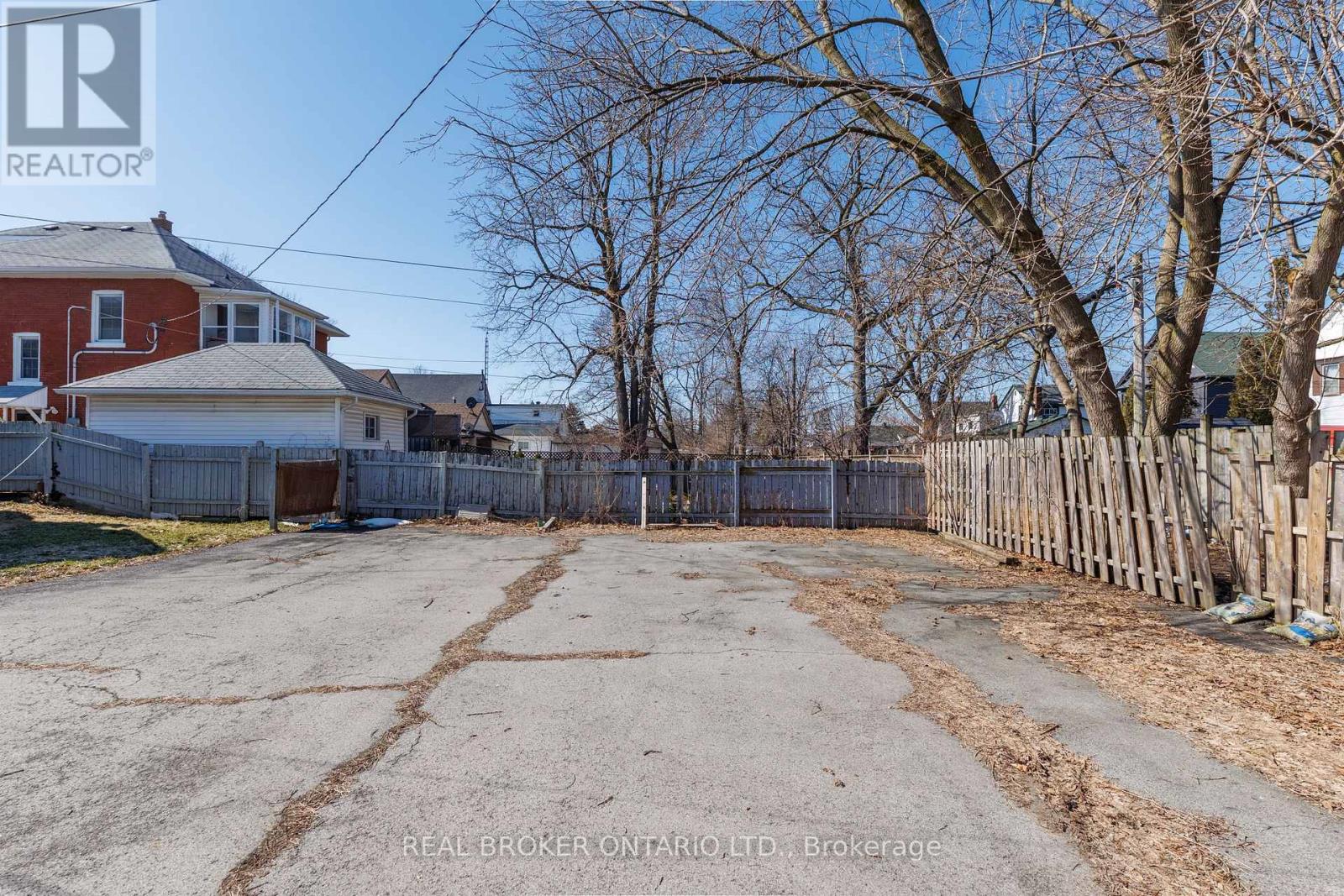 242 Jarvis Street, Fort Erie, Ontario  L2A 2S5 - Photo 22 - X12848548