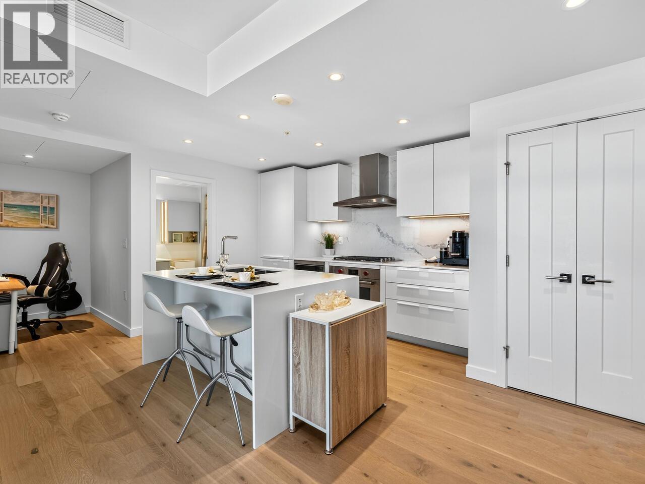 3604 6699 Dunblane Avenue, Burnaby, British Columbia  V5H 0J8 - Photo 2 - R3101672