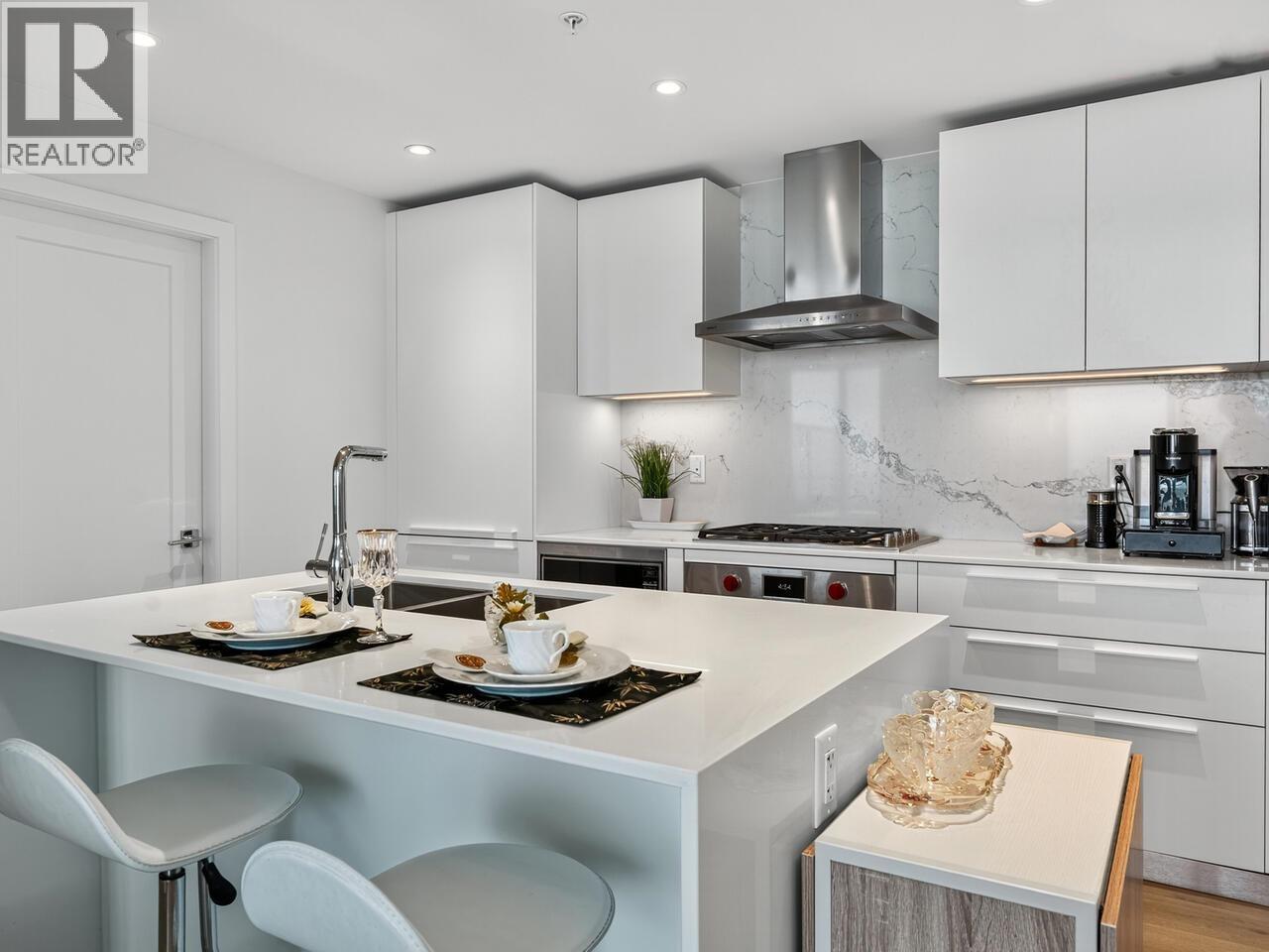 3604 6699 Dunblane Avenue, Burnaby, British Columbia  V5H 0J8 - Photo 3 - R3101672