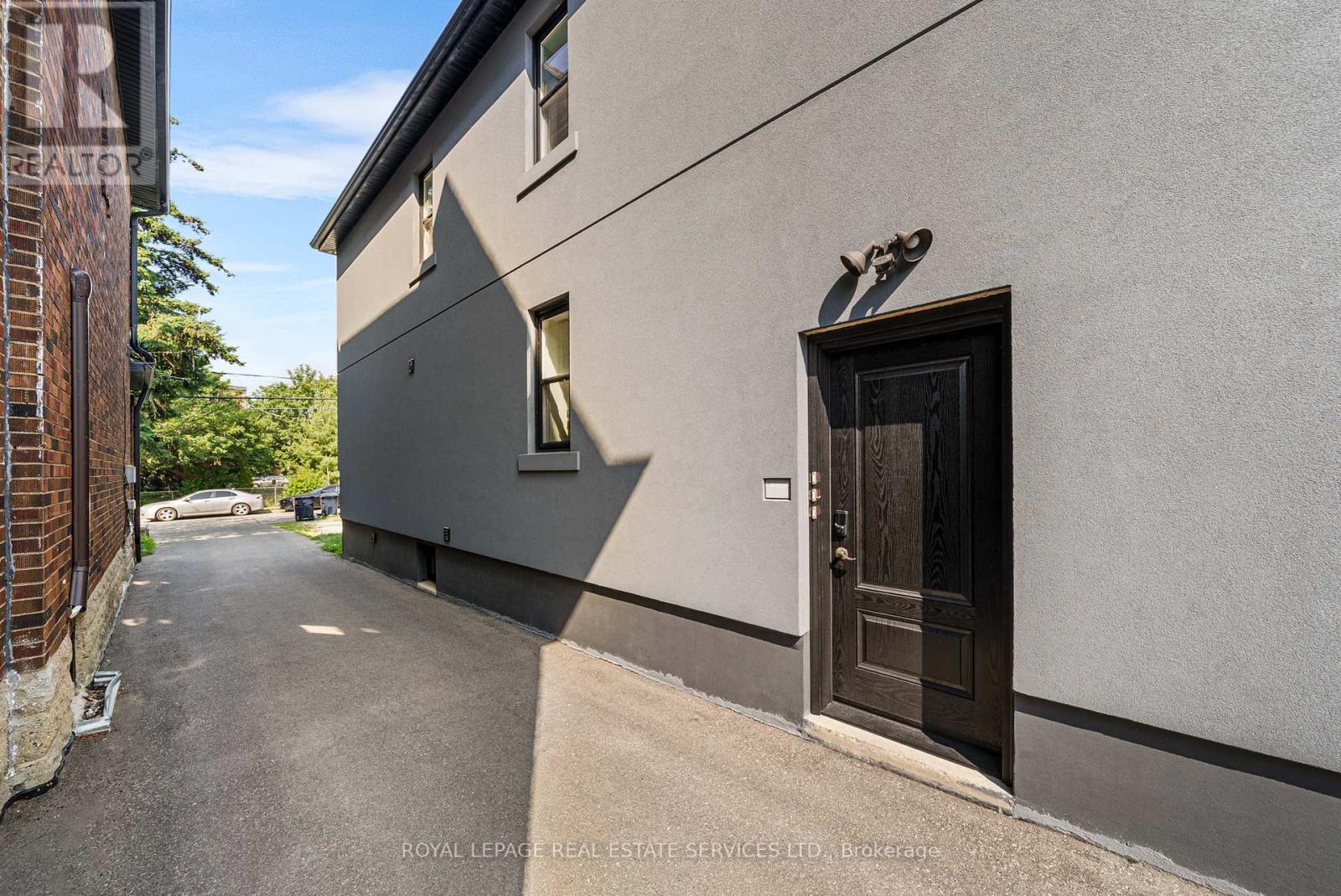 3 - 50 Arcadian Circle, Toronto, Ontario  M8W 2Y9 - Photo 14 - W12902630