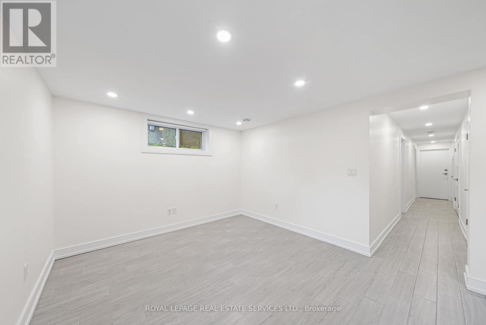 3 - 50 Arcadian Circle, Toronto, Ontario  M8W 2Y9 - Photo 6 - W12902630