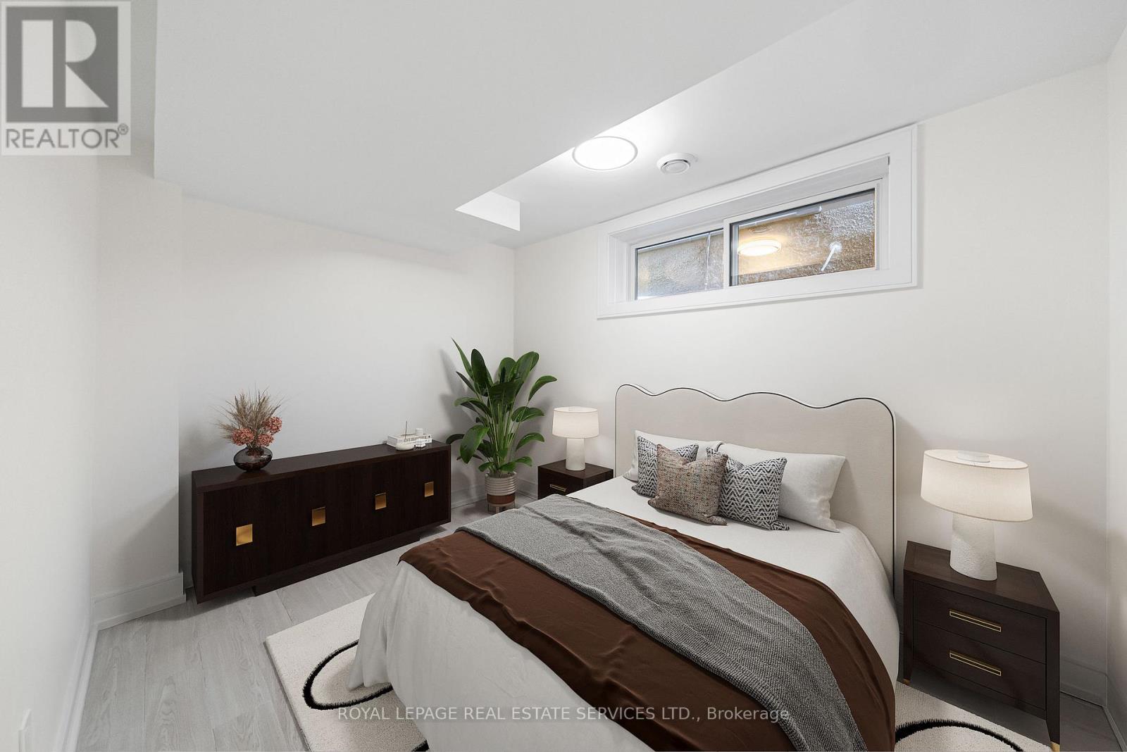 3 - 50 Arcadian Circle, Toronto, Ontario  M8W 2Y9 - Photo 8 - W12902630