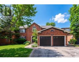 1320 MONKS PASSAGE, Oakville, Ontario