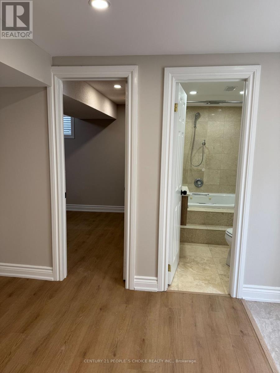 Bsmt - 2456 Brasilia Circle, Mississauga (Meadowvale), Ontario  L5N 2G1 - Photo 7 - W12902652