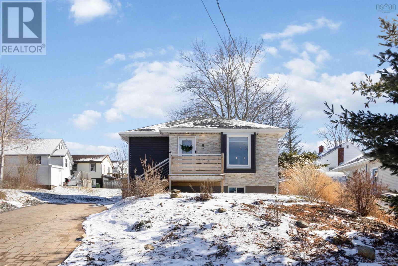 9 Tupper Street, Dartmouth, Nova Scotia B2Y 2G5 - Photo 3 - 202604991