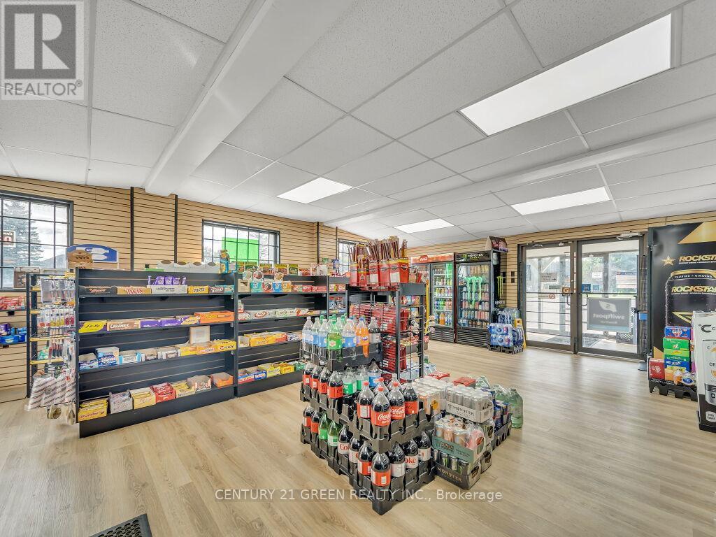 14303 Trafalgar Road, Halton Hills, Ontario  N0B 1H0 - Photo 10 - W12902672