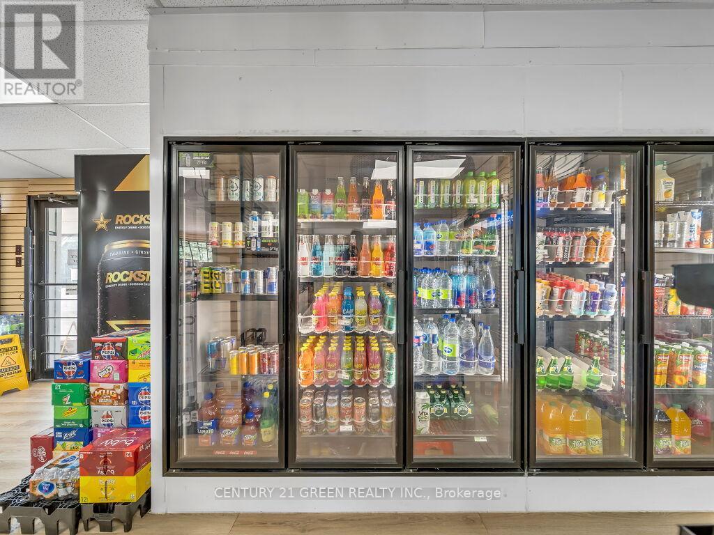 14303 Trafalgar Road, Halton Hills, Ontario  N0B 1H0 - Photo 13 - W12902672