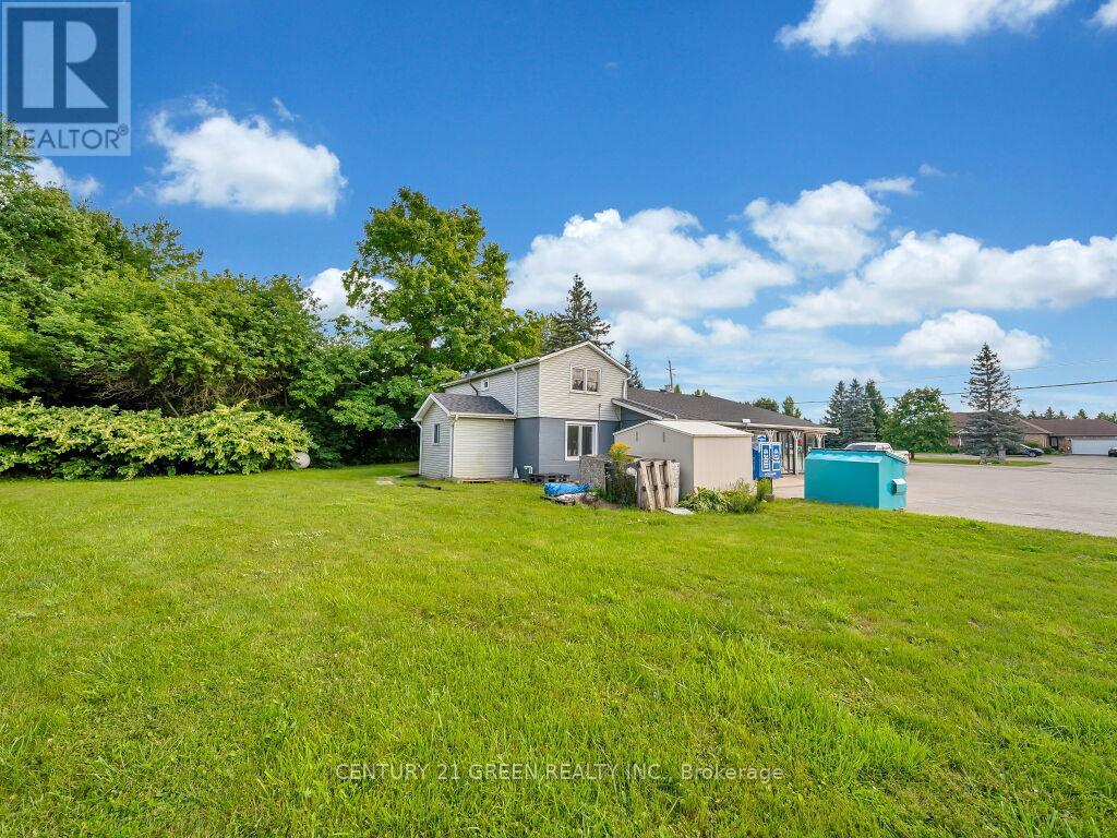 14303 Trafalgar Road, Halton Hills, Ontario  N0B 1H0 - Photo 3 - W12902672
