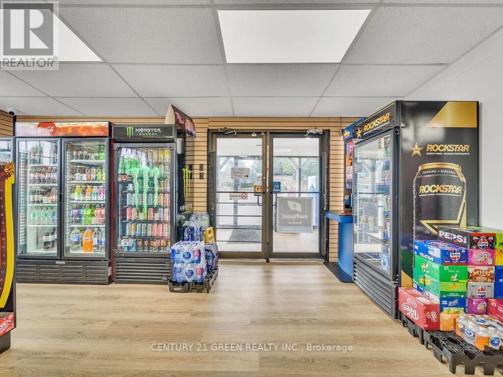 14303 Trafalgar Road, Halton Hills, Ontario  N0B 1H0 - Photo 9 - W12902672