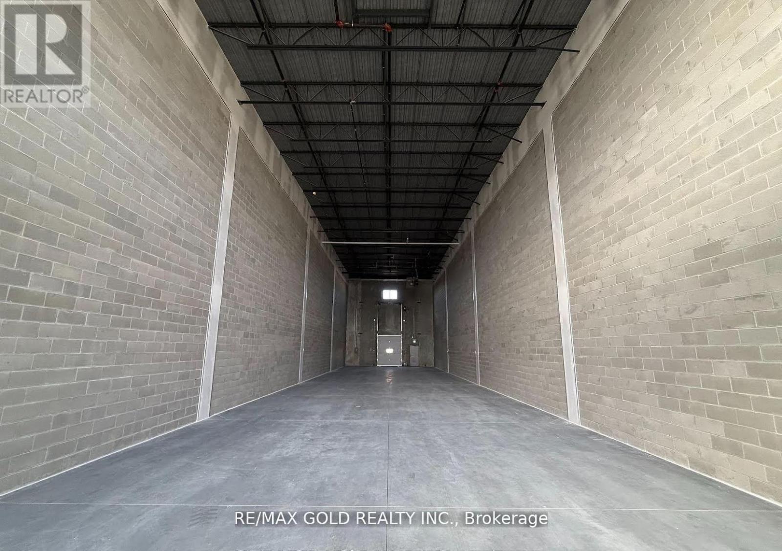 A9 - 10900 Dixie Road, Brampton, Ontario  L6R 3W4 - Photo 4 - W12902684