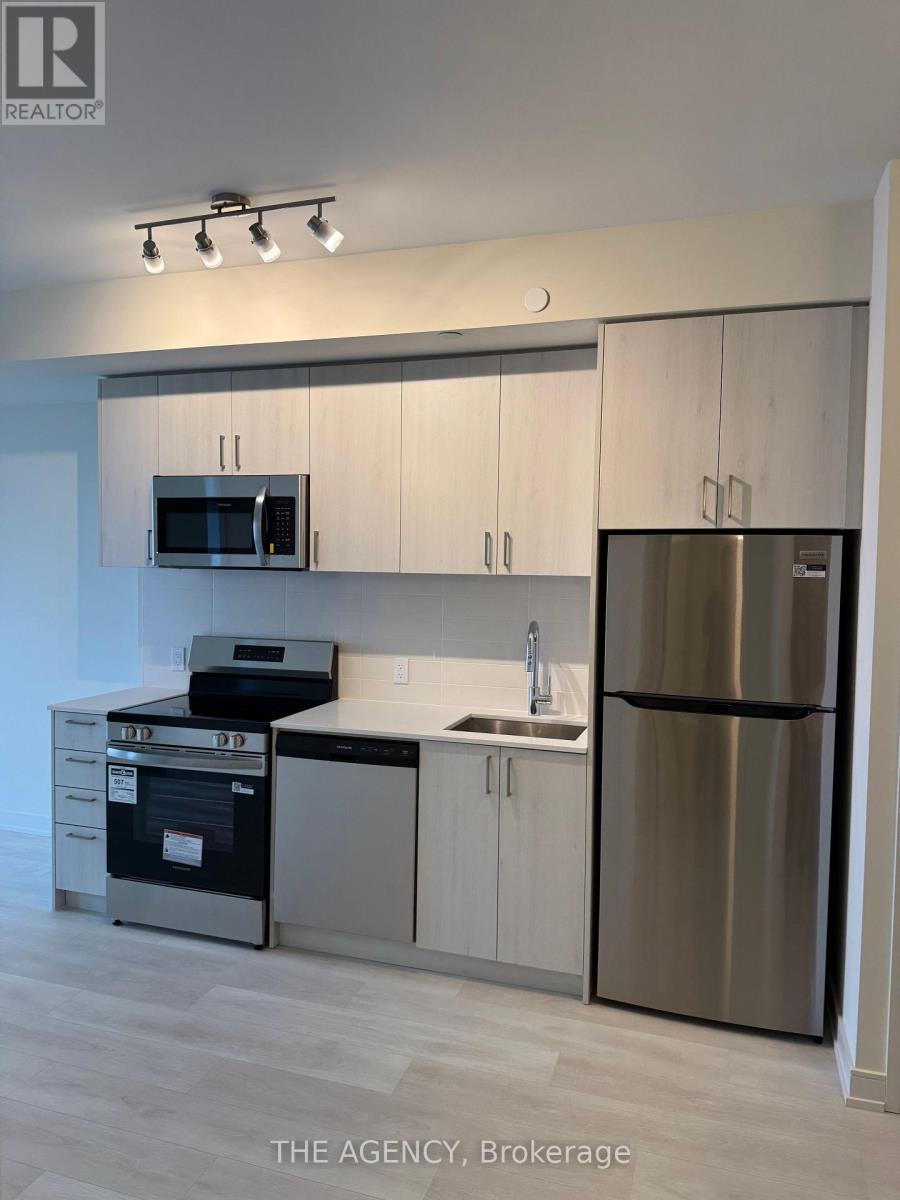 606 - 8020 Derry Road, Milton (Co Coates), Ontario  L9T 9N7 - Photo 2 - W12902712