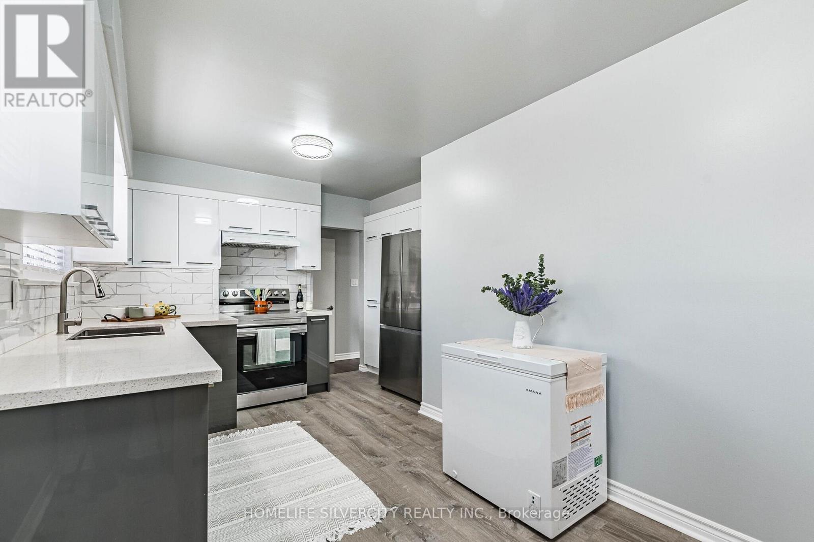 19 Garfield Crescent, Brampton, Ontario  L6V 1V7 - Photo 13 - W12902760