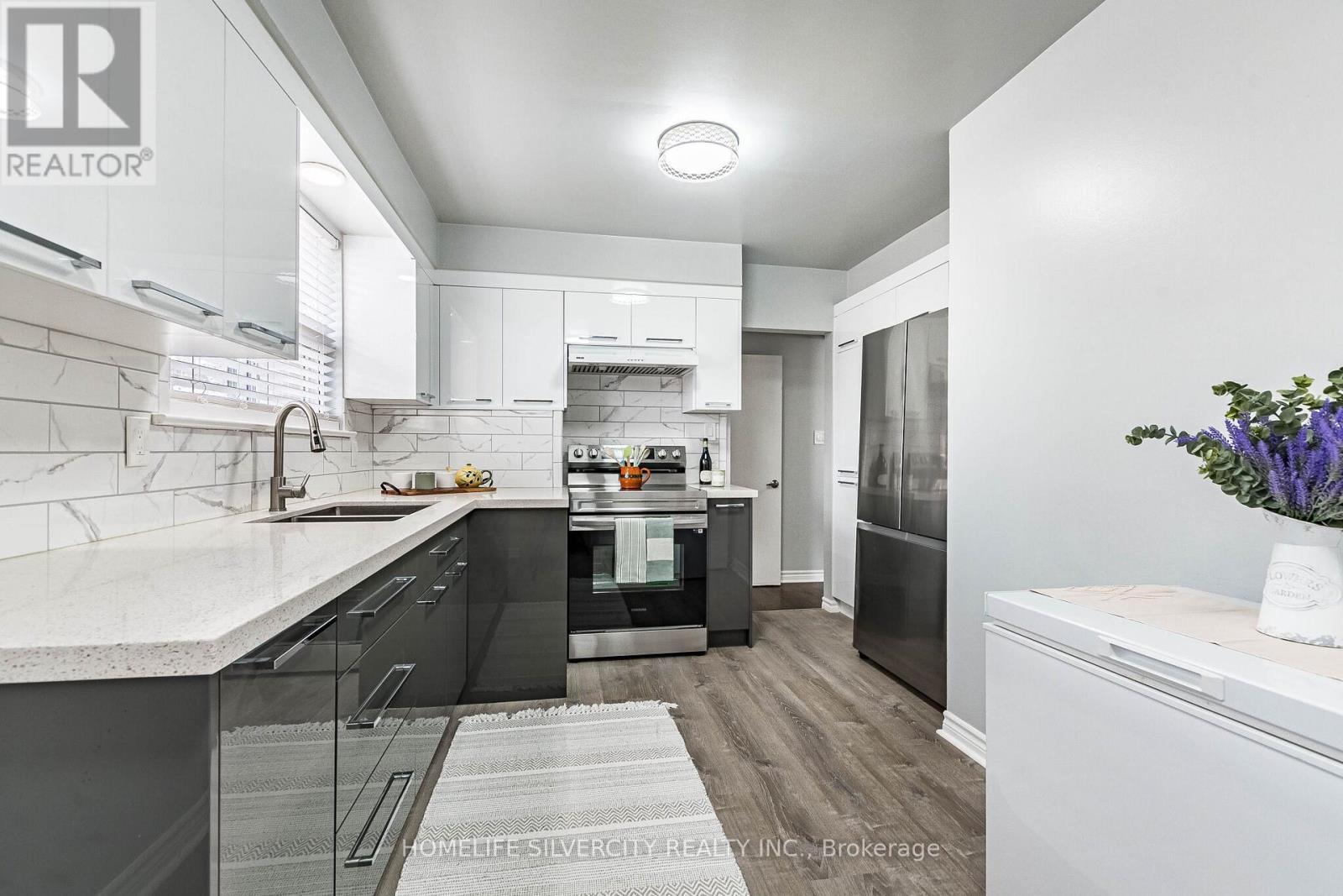 19 Garfield Crescent, Brampton, Ontario  L6V 1V7 - Photo 14 - W12902760