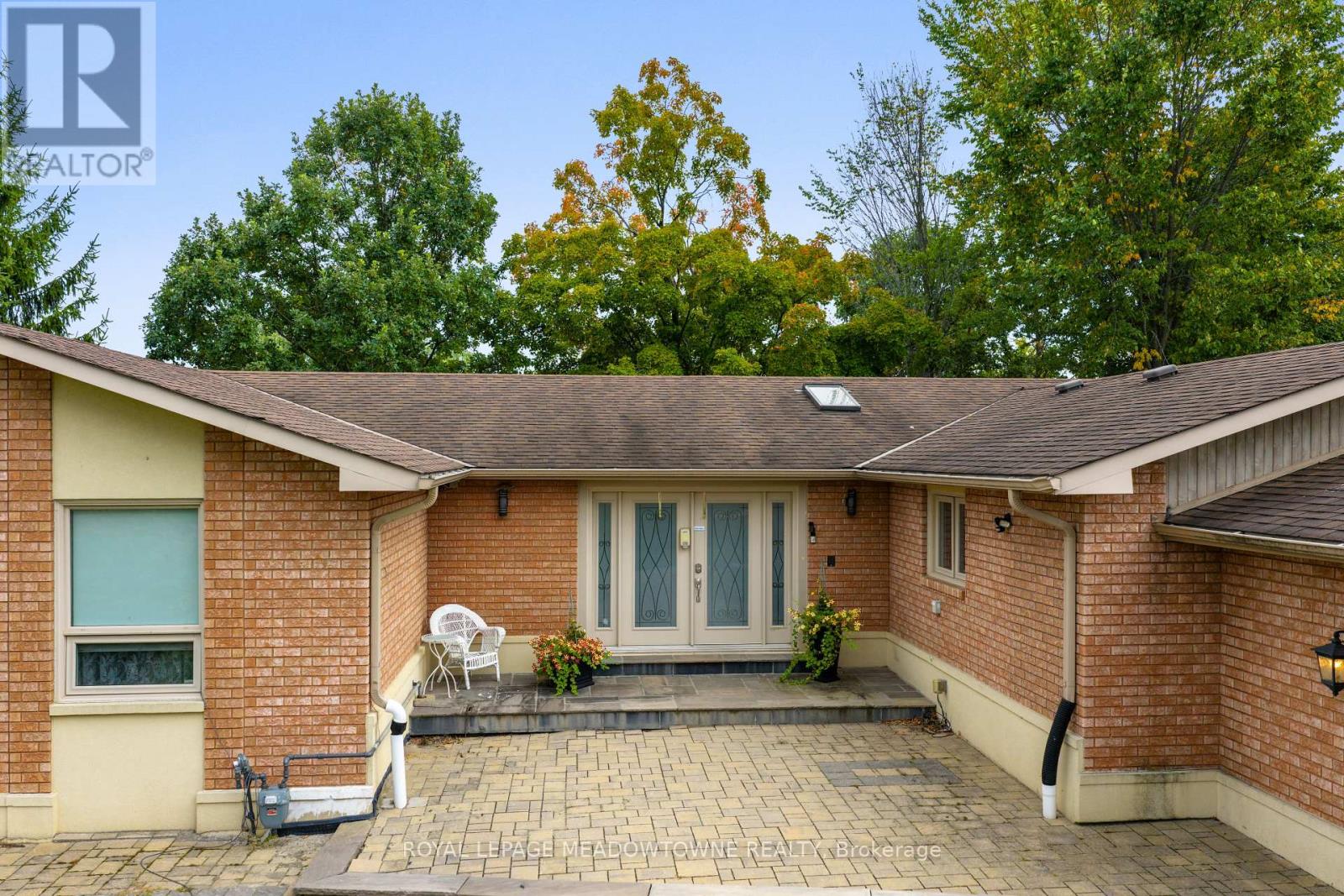 1 Cassidy Lane, Caledon, Ontario  L7C 1P5 - Photo 5 - W12902784