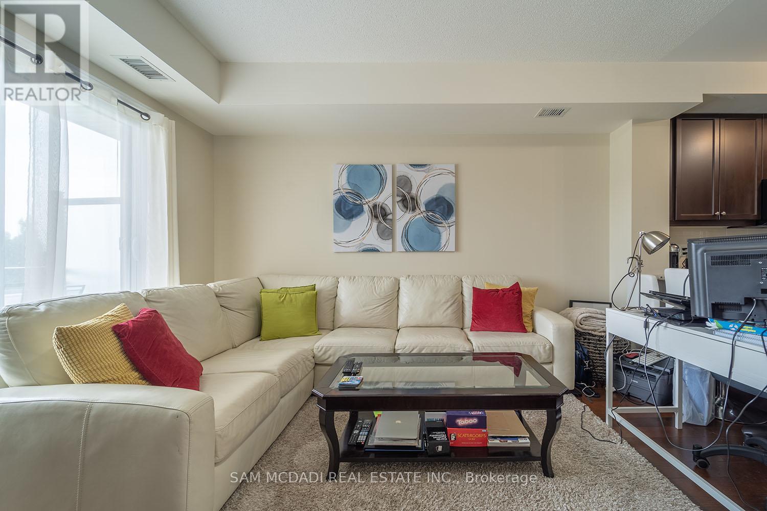 234 - 3170 Erin Mills Parkway, Mississauga, Ontario  L5L 1W8 - Photo 8 - W12902796