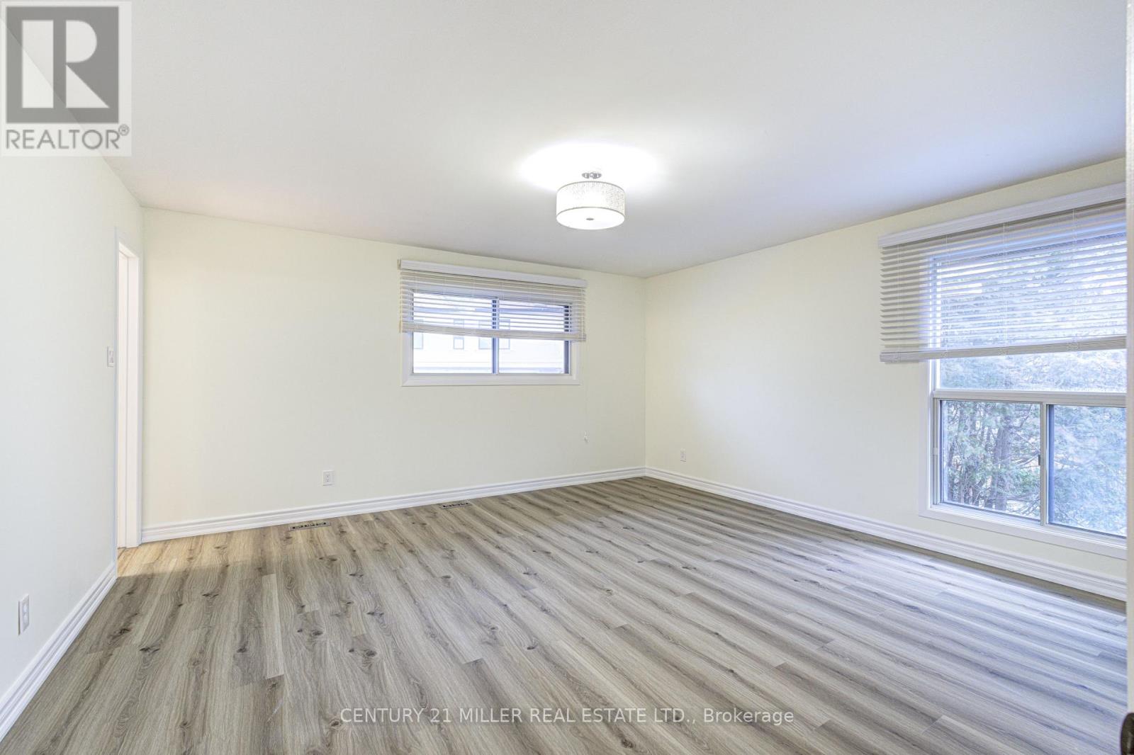 163 Castle Crescent, Oakville, Ontario  L6J 5H4 - Photo 23 - W12902820