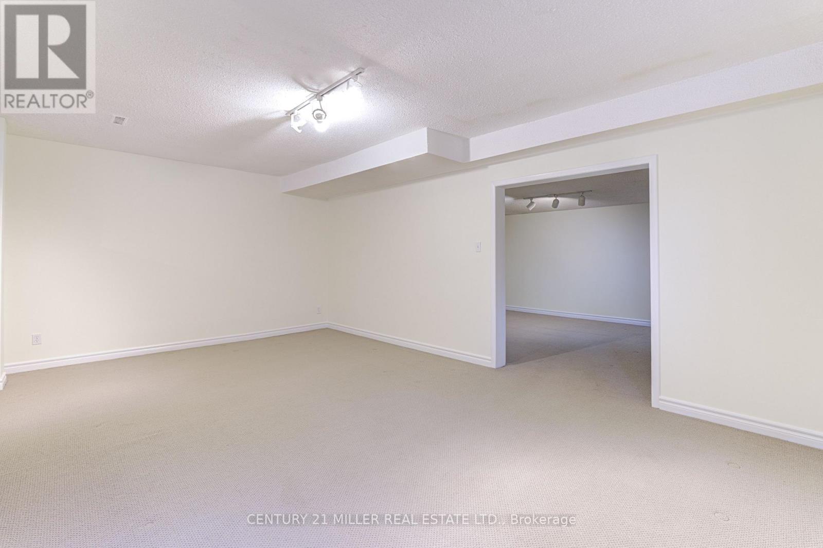 163 Castle Crescent, Oakville, Ontario  L6J 5H4 - Photo 42 - W12902820