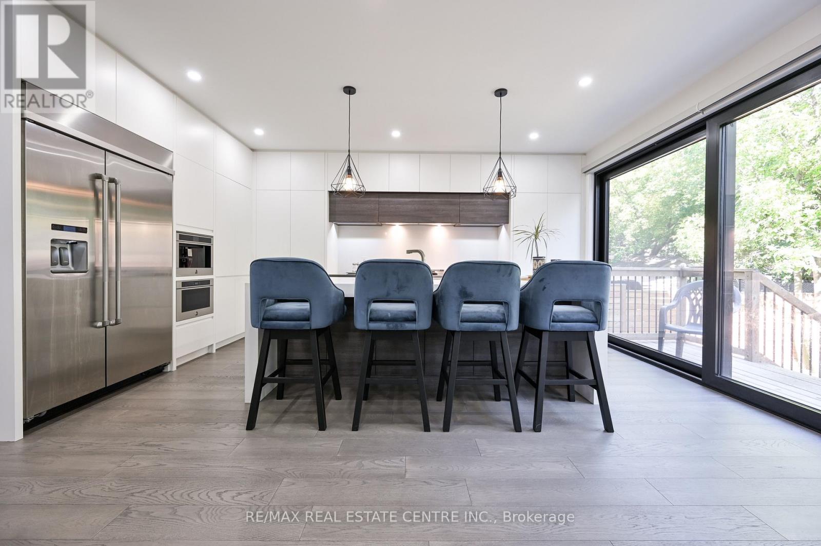 1181 Ogden Avenue, Mississauga, Ontario  L5E 2G8 - Photo 15 - W12902848