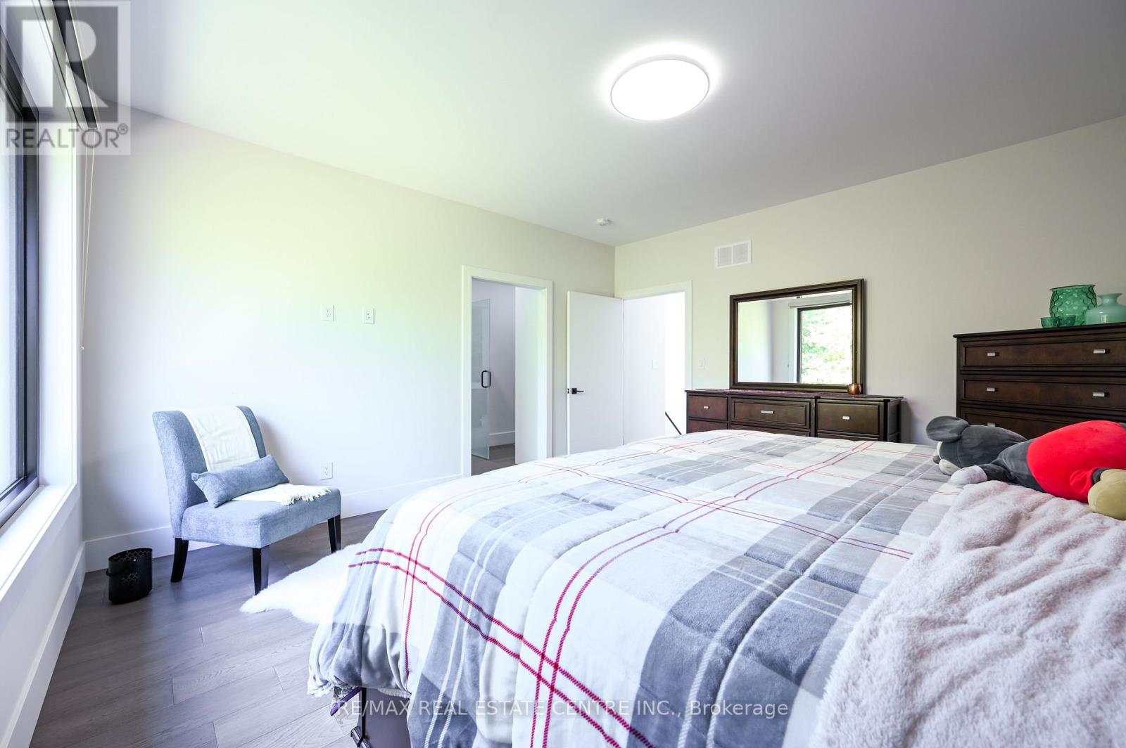 1181 Ogden Avenue, Mississauga, Ontario  L5E 2G8 - Photo 31 - W12902848