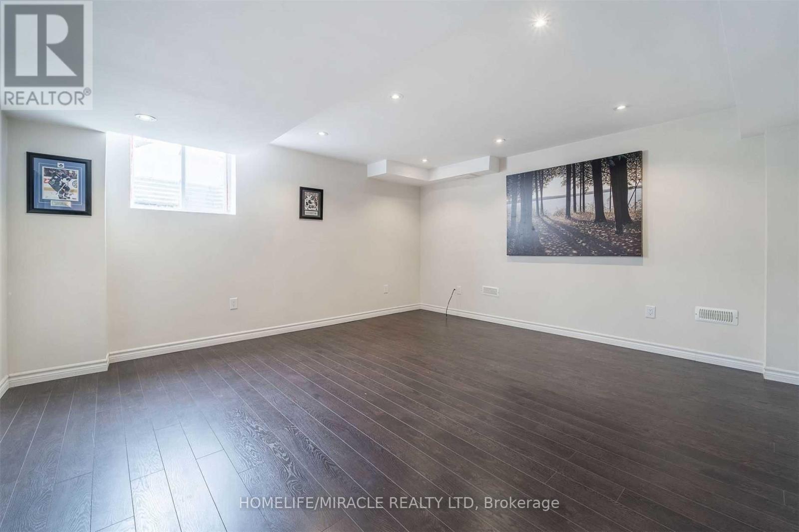 Bsmt - 21 Gosling Street, Brampton, Ontario  L6Y 0T7 - Photo 5 - W12902862