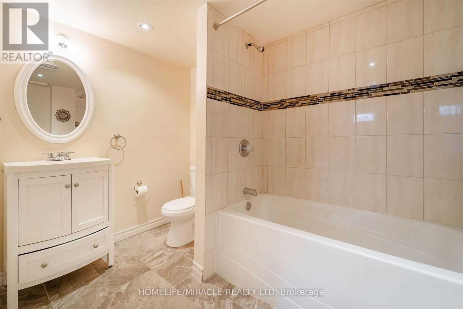 Bsmt - 21 Gosling Street, Brampton, Ontario  L6Y 0T7 - Photo 6 - W12902862