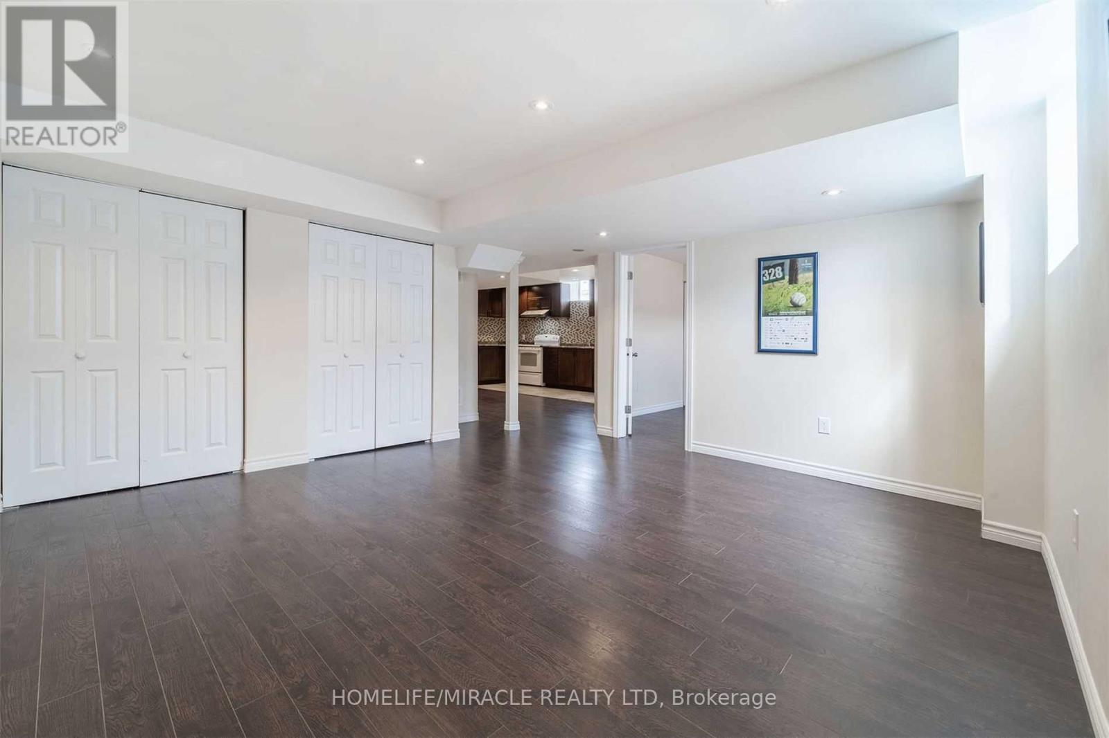 Bsmt - 21 Gosling Street, Brampton, Ontario  L6Y 0T7 - Photo 7 - W12902862