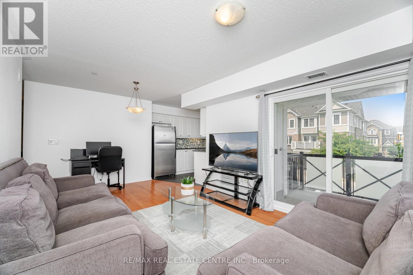 203 - 1005 Nadalin Heights, Milton, Ontario  L9T 8R4 - Photo 11 - W12902896